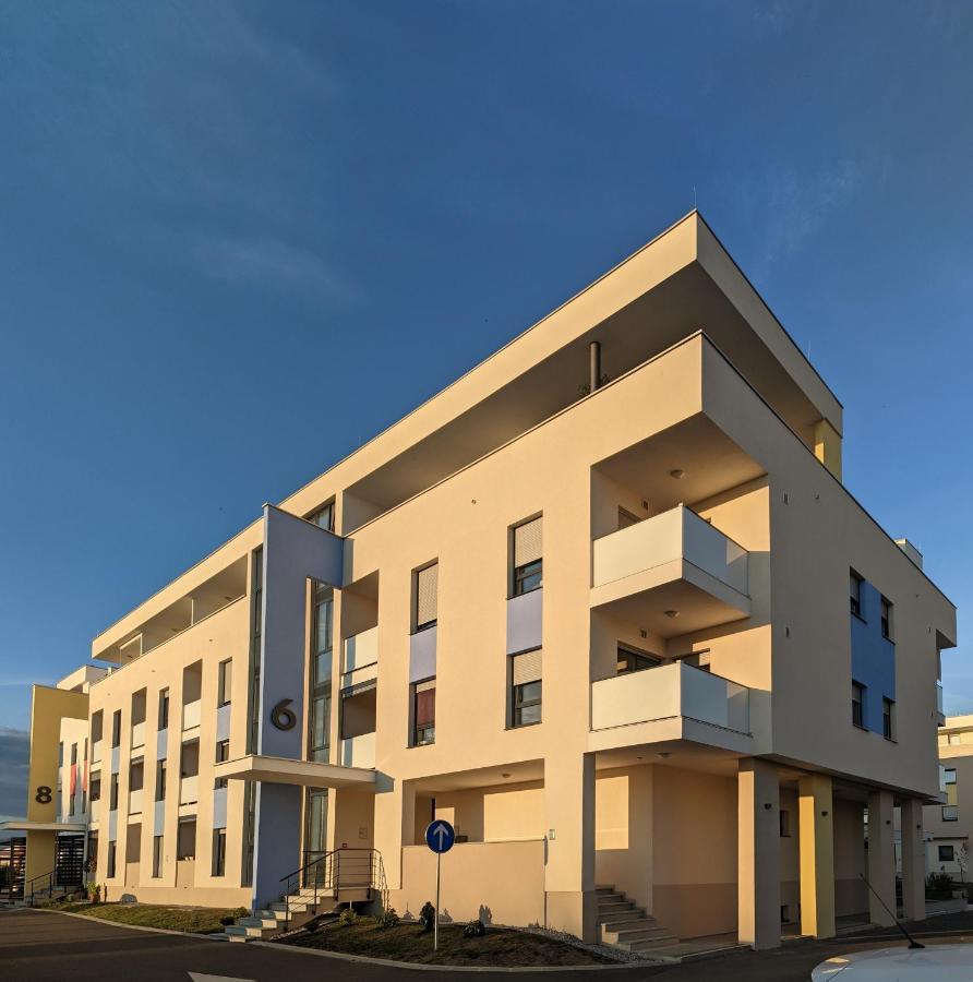Blue Sky Apartamento Čakovec Exterior foto
